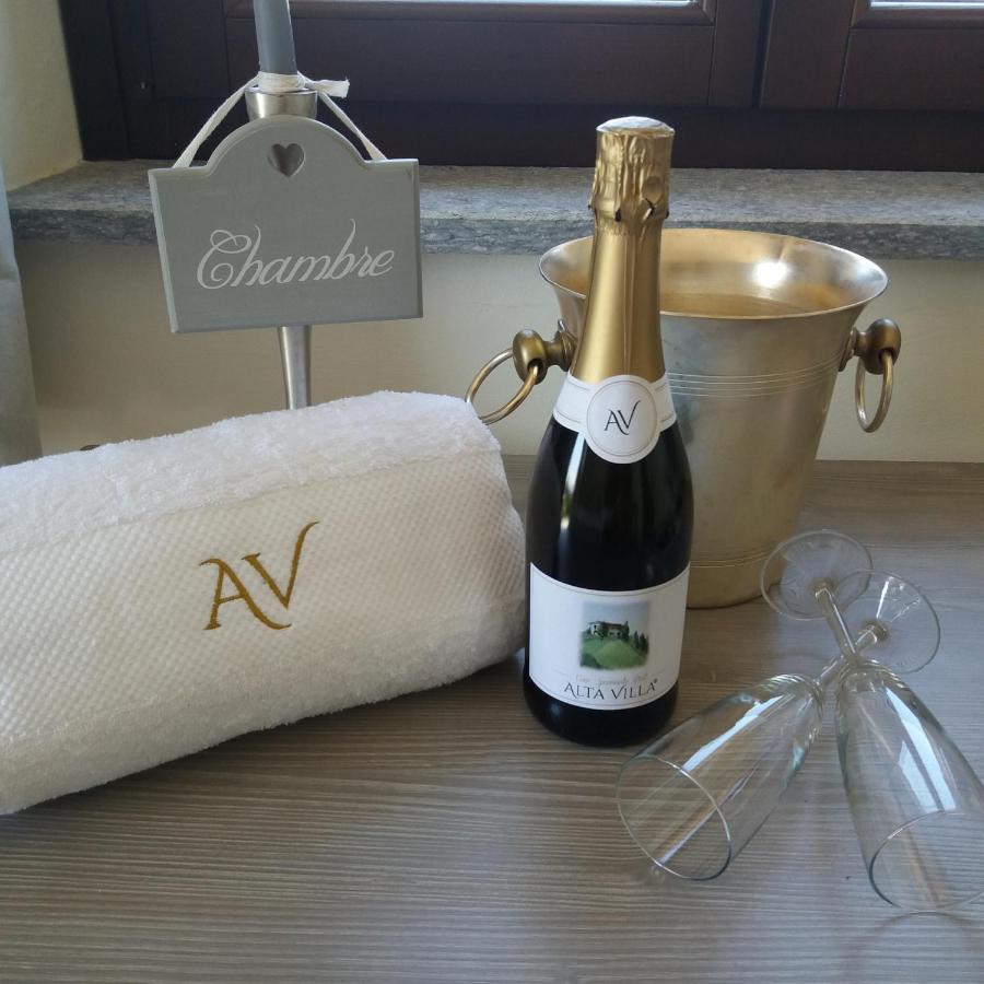 Alta Villa The Countryhouse Adults Only Boutique Bnb Vigliano d'Asti Ngoại thất bức ảnh